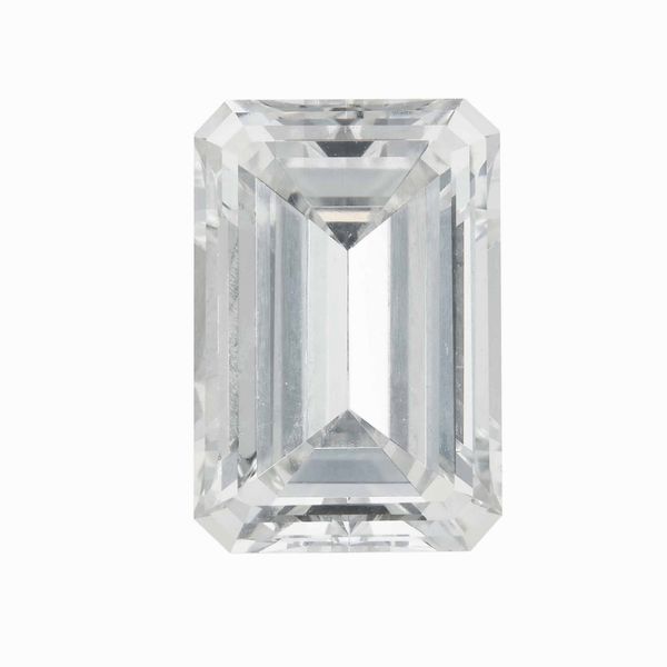 Diamante taglio smeraldo di ct 4.06, colore G, caratteristiche interne VVS2, fluorescenza none  - Asta Fine jewels - Associazione Nazionale - Case d'Asta italiane