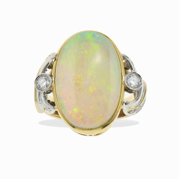 Anello con opale e diamanti  - Asta Fine jewels - Associazione Nazionale - Case d'Asta italiane