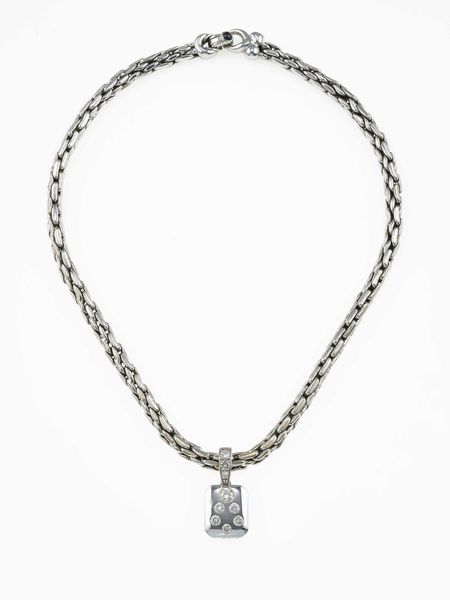 Girocollo a maglia intrecciata con pendente in diamanti  - Asta Fine jewels - Associazione Nazionale - Case d'Asta italiane