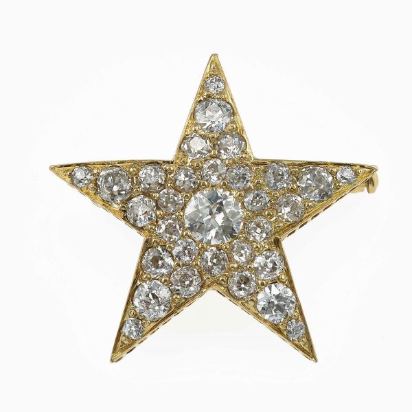 Spilla stella con diamanti  - Asta Fine jewels - Associazione Nazionale - Case d'Asta italiane