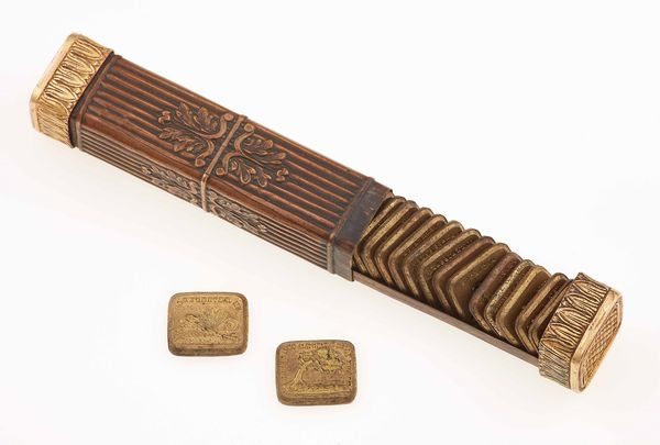 Portasigilli inciso con cialde interscambiabili di vario soggetto  - Asta Fine jewels - Associazione Nazionale - Case d'Asta italiane