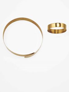 Scavia. Lotto composto da due girocolli, un bracciale, due spille ed un orecchino con piccoli diamanti  - Asta Fine jewels - Associazione Nazionale - Case d'Asta italiane