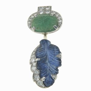 Spilla con smeraldo e zaffiro incisi e piccoli diamanti  - Asta Fine jewels - Associazione Nazionale - Case d'Asta italiane