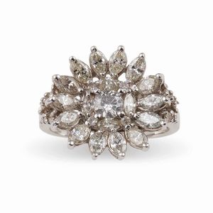 Anello con diamanti taglio navette e rotondo  - Asta Fine jewels - Associazione Nazionale - Case d'Asta italiane