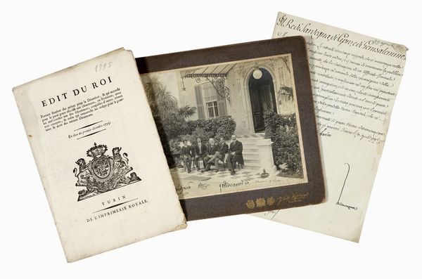 Raccolta di 24 tra fotografie autografate e documenti con firme autografe dei Savoia.  - Asta Libri, manoscritti e riviste [ASTA A TEMPO] - Associazione Nazionale - Case d'Asta italiane