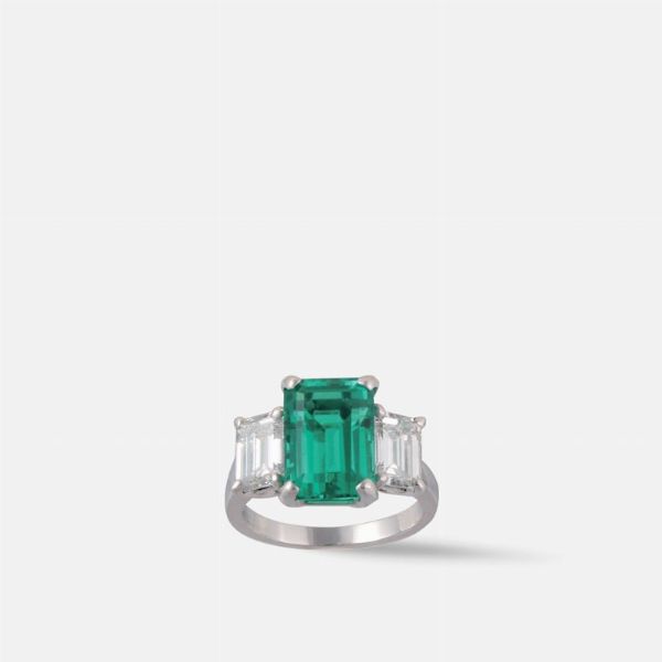 ANELLO, SMERALDO COLOMBIA  - Asta Speciale Gioielli - Associazione Nazionale - Case d'Asta italiane