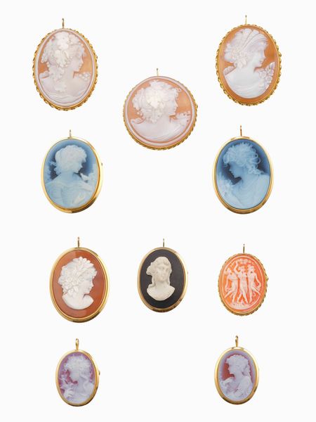 Lotto composto da dieci cammei  - Asta Gioielli Contemporanei - Associazione Nazionale - Case d'Asta italiane