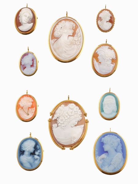Lotto composto da dieci cammei  - Asta Gioielli Contemporanei - Associazione Nazionale - Case d'Asta italiane