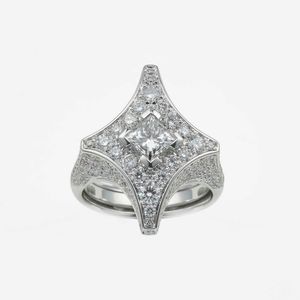 Modello Marilyn. Anello con diamanti per ct 2.96  - Asta Gioielli Contemporanei - Associazione Nazionale - Case d'Asta italiane