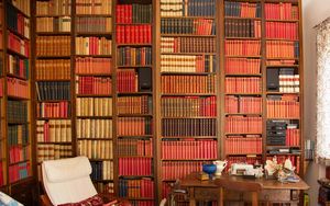 Una biblioteca del '900 di un accanito lettore di classici La biblioteca di campagna di uno studioso del secolo scorso  - Asta Libri Antichi e Rari. Incisioni - Associazione Nazionale - Case d'Asta italiane