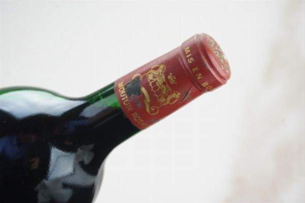 Ch&acirc;teau Mouton Rothschild 1988  - Asta L'Armonia del Tempo | Vini pregiati e da collezione - Associazione Nazionale - Case d'Asta italiane