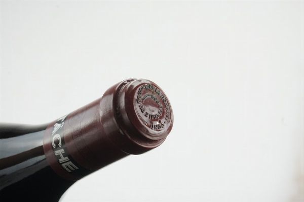 La Tâche Domaine de la Romanée Conti 2002  - Asta L'Armonia del Tempo | Vini pregiati e da collezione - Associazione Nazionale - Case d'Asta italiane