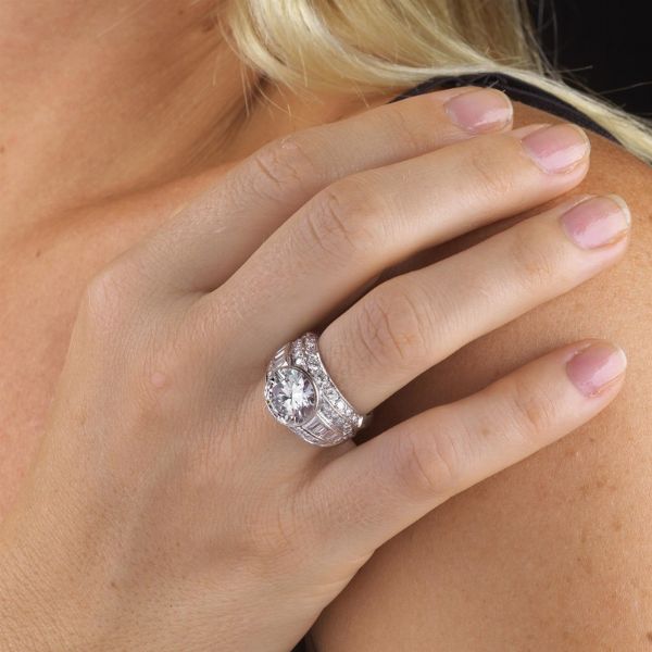 ANELLO A FASCIA CON DIAMANTI  - Asta Gioielli - Associazione Nazionale - Case d'Asta italiane