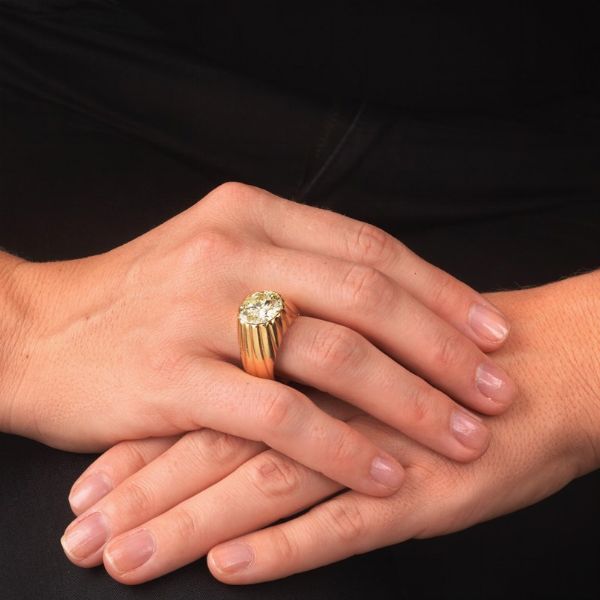 ANELLO CON DIAMANTE  - Asta Gioielli - Associazione Nazionale - Case d'Asta italiane
