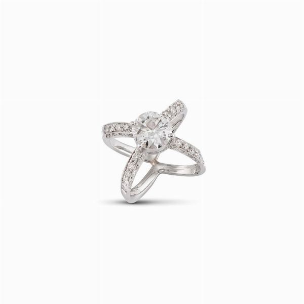 ANELLO CON DIAMANTI  - Asta Gioielli - Associazione Nazionale - Case d'Asta italiane