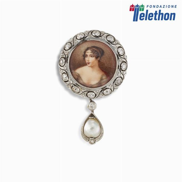 SPILLA CON MINIATURA  - Asta Gioielli - Associazione Nazionale - Case d'Asta italiane