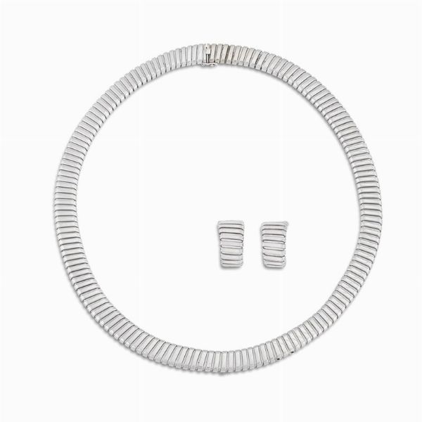 BULGARI PARURE MOTIVO FLOREALE CON RUBINI E DIAMANTI  - Asta Gioielli - Associazione Nazionale - Case d'Asta italiane