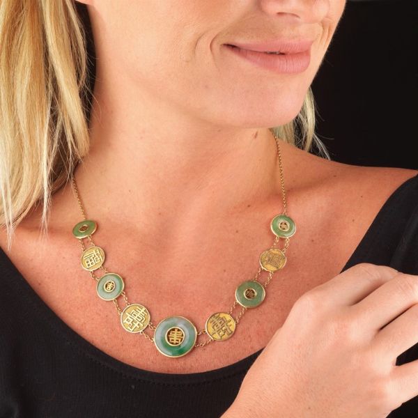 COLLANA CON DISCHI IN GIADA  - Asta Gioielli - Associazione Nazionale - Case d'Asta italiane