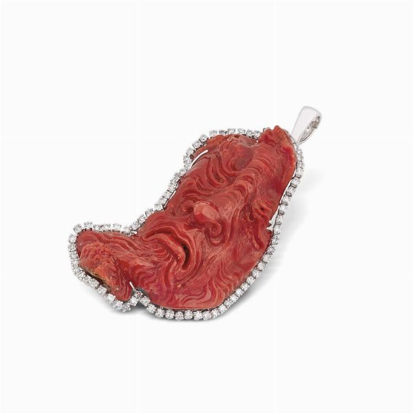 GRANDE PENDENTE IN CORALLO  - Asta Gioielli - Associazione Nazionale - Case d'Asta italiane