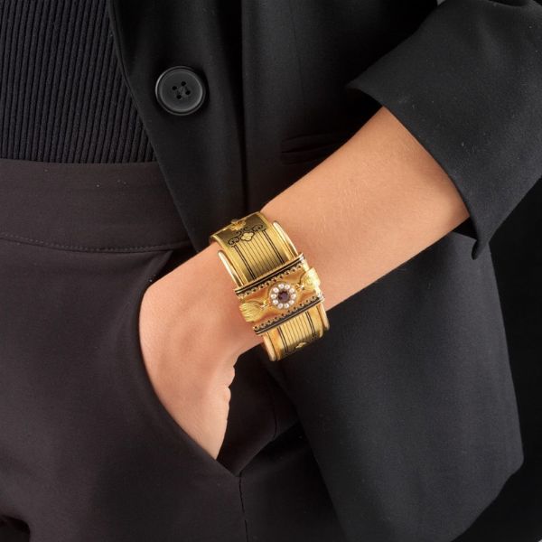 BRACCIALE RIGIDO CON MICROPERLE  - Asta Gioielli - Associazione Nazionale - Case d'Asta italiane