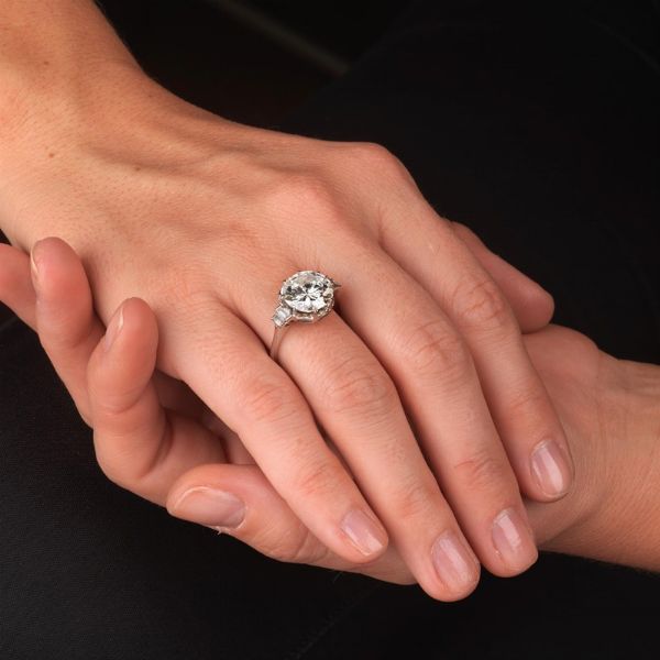 ANELLO CON DIAMANTE  - Asta Gioielli - Associazione Nazionale - Case d'Asta italiane