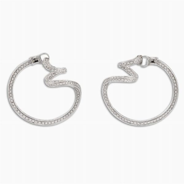 DAMIANI PAIO DI ORECCHINI A CERCHIO CON DIAMANTI  - Asta Gioielli - Associazione Nazionale - Case d'Asta italiane