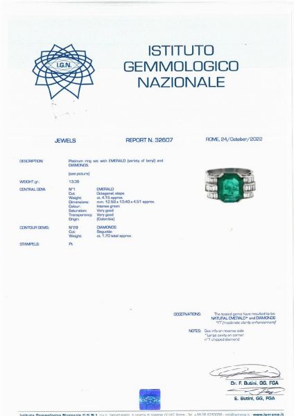 ANELLO A FASCIA CON SMERALDO COLOMBIANO E DIAMANTI  - Asta Gioielli - Associazione Nazionale - Case d'Asta italiane