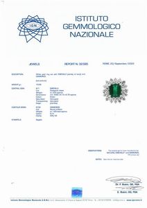 ANELLO FLOREALE CON SMERALDO ZAMBIA E DIAMANTI  - Asta Gioielli - Associazione Nazionale - Case d'Asta italiane