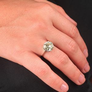 ANELLO SOLITARIO CON DIAMANTE  - Asta Gioielli - Associazione Nazionale - Case d'Asta italiane