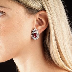 PAIO DI ORECCHINI CON RUBINI BIRMANI E DIAMANTI  - Asta Gioielli - Associazione Nazionale - Case d'Asta italiane