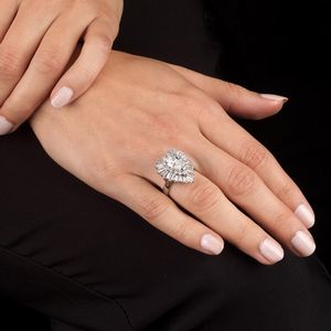 ANELLO CON DIAMANTI  - Asta Gioielli - Associazione Nazionale - Case d'Asta italiane