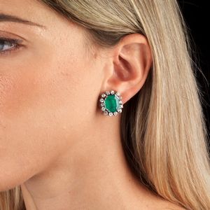PAIO DI ORECCHINI A MARGHERITA CON SMERALDI E DIAMANTI  - Asta Gioielli - Associazione Nazionale - Case d'Asta italiane