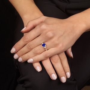 ANELLO CON ZAFFIRO E DIAMANTI  - Asta Gioielli - Associazione Nazionale - Case d'Asta italiane