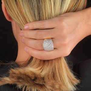 ANELLO AD AMPIA FASCIA CON DIAMANTI  - Asta Gioielli - Associazione Nazionale - Case d'Asta italiane
