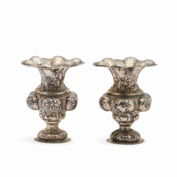Coppia di vasi in argento, Venezia, inizi XIX secolo  - Asta Gioielli - Associazione Nazionale - Case d'Asta italiane