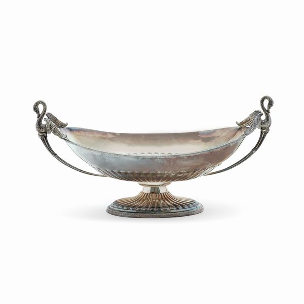 Centrotavola in argento, Italia XX secolo  - Asta Gioielli - Associazione Nazionale - Case d'Asta italiane