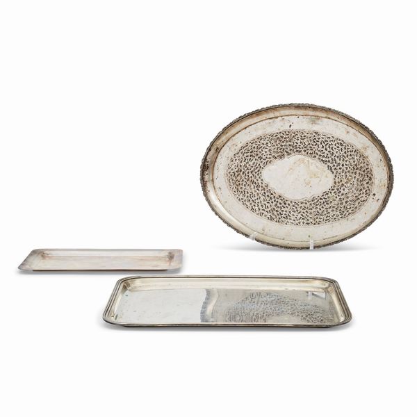 Tre vassoi in argento, Italia, XX secolo  - Asta Gioielli - Associazione Nazionale - Case d'Asta italiane