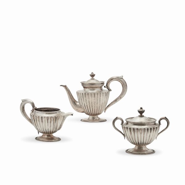 Servizio da t� in argento, Italia, XX secolo  - Asta Gioielli - Associazione Nazionale - Case d'Asta italiane