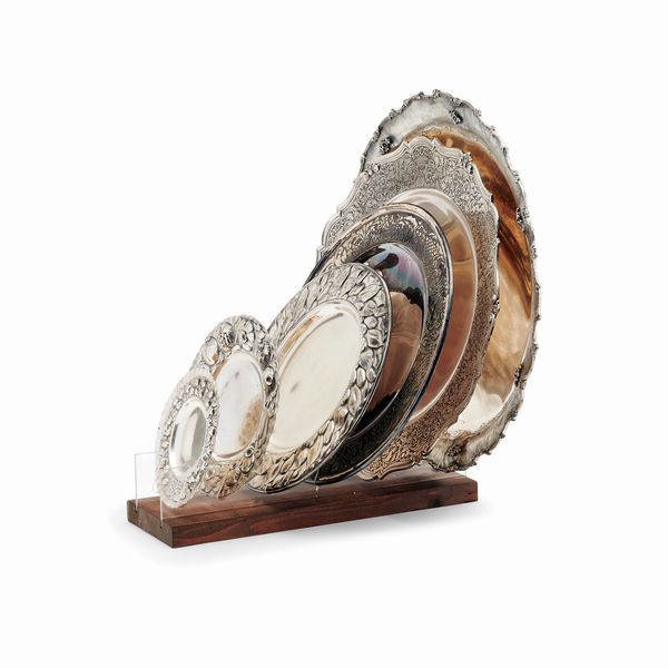 Sei piatti in argento, Italia, XX secolo  - Asta Gioielli - Associazione Nazionale - Case d'Asta italiane