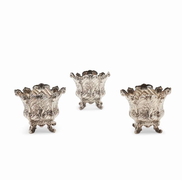 Tre portavasi in argento, Italia XX secolo  - Asta Gioielli - Associazione Nazionale - Case d'Asta italiane