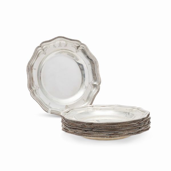 Dodici piatti in argento 925, Parigi, XIX secolo  - Asta Gioielli - Associazione Nazionale - Case d'Asta italiane
