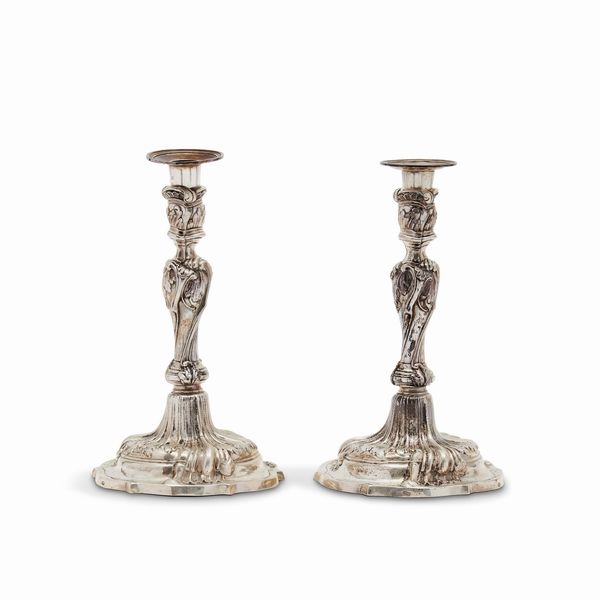 Coppia di candelieri in argento, Torino, XVIII secolo  - Asta Gioielli - Associazione Nazionale - Case d'Asta italiane