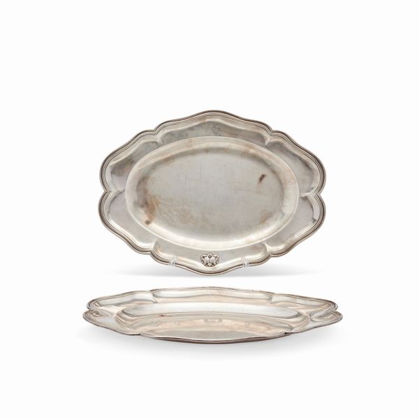 Due vassoi in argento, Francia, fine XVIII secolo  - Asta Gioielli - Associazione Nazionale - Case d'Asta italiane