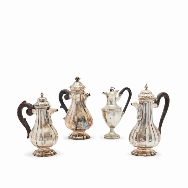 Quattro cioccolatiere in argento, Venezia, met� XVIII secolo  - Asta Gioielli - Associazione Nazionale - Case d'Asta italiane