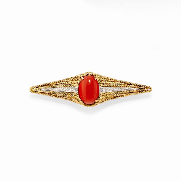 Demi parure in oro bicolore 18k, corallo e diamanti  - Asta Gioielli - Associazione Nazionale - Case d'Asta italiane