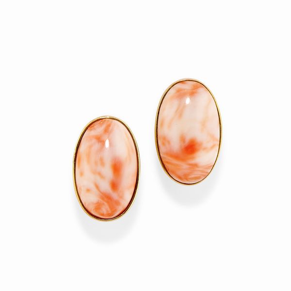 Parure in oro giallo 18k e corallo rosa  - Asta Gioielli - Associazione Nazionale - Case d'Asta italiane