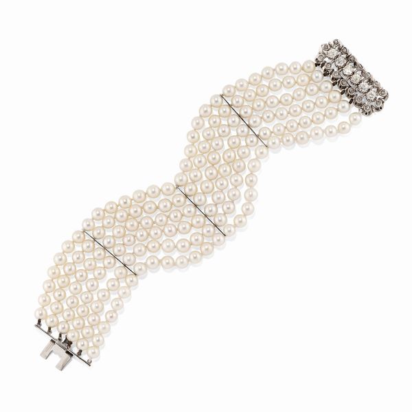 Bracciale in oro bianco 18k diamanti e perle coltivate  - Asta Gioielli - Associazione Nazionale - Case d'Asta italiane