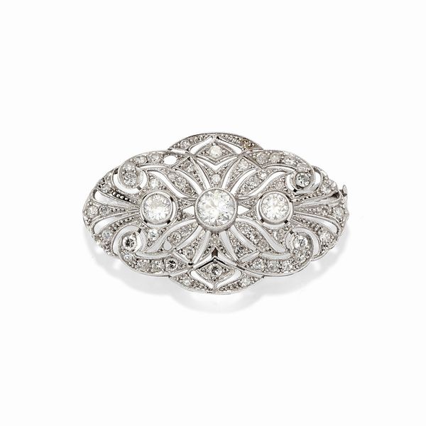 Spilla-pendente in platino, oro bianco 18k e diamanti, XX secolo  - Asta Gioielli - Associazione Nazionale - Case d'Asta italiane