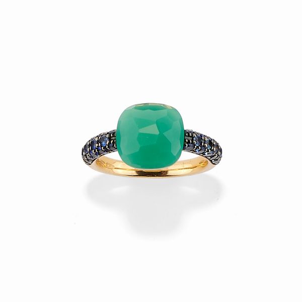 Pomellato, : Anello in oro  giallo 18k, crisoprasio e zaffiri  - Asta Gioielli - Associazione Nazionale - Case d'Asta italiane
