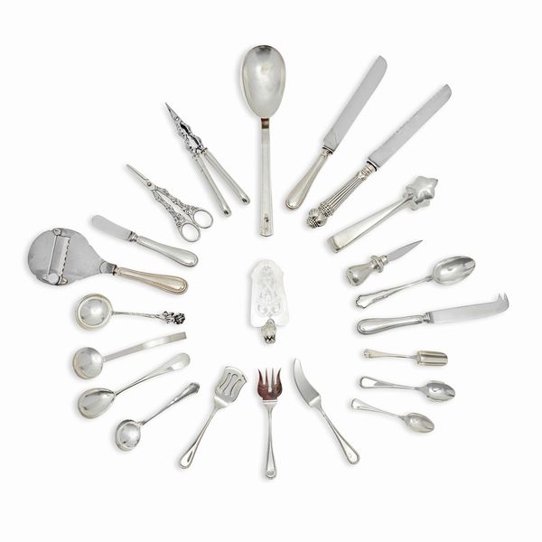 Servizio di posate in argento e metallo, Italia, XX secolo  - Asta Gioielli - Associazione Nazionale - Case d'Asta italiane